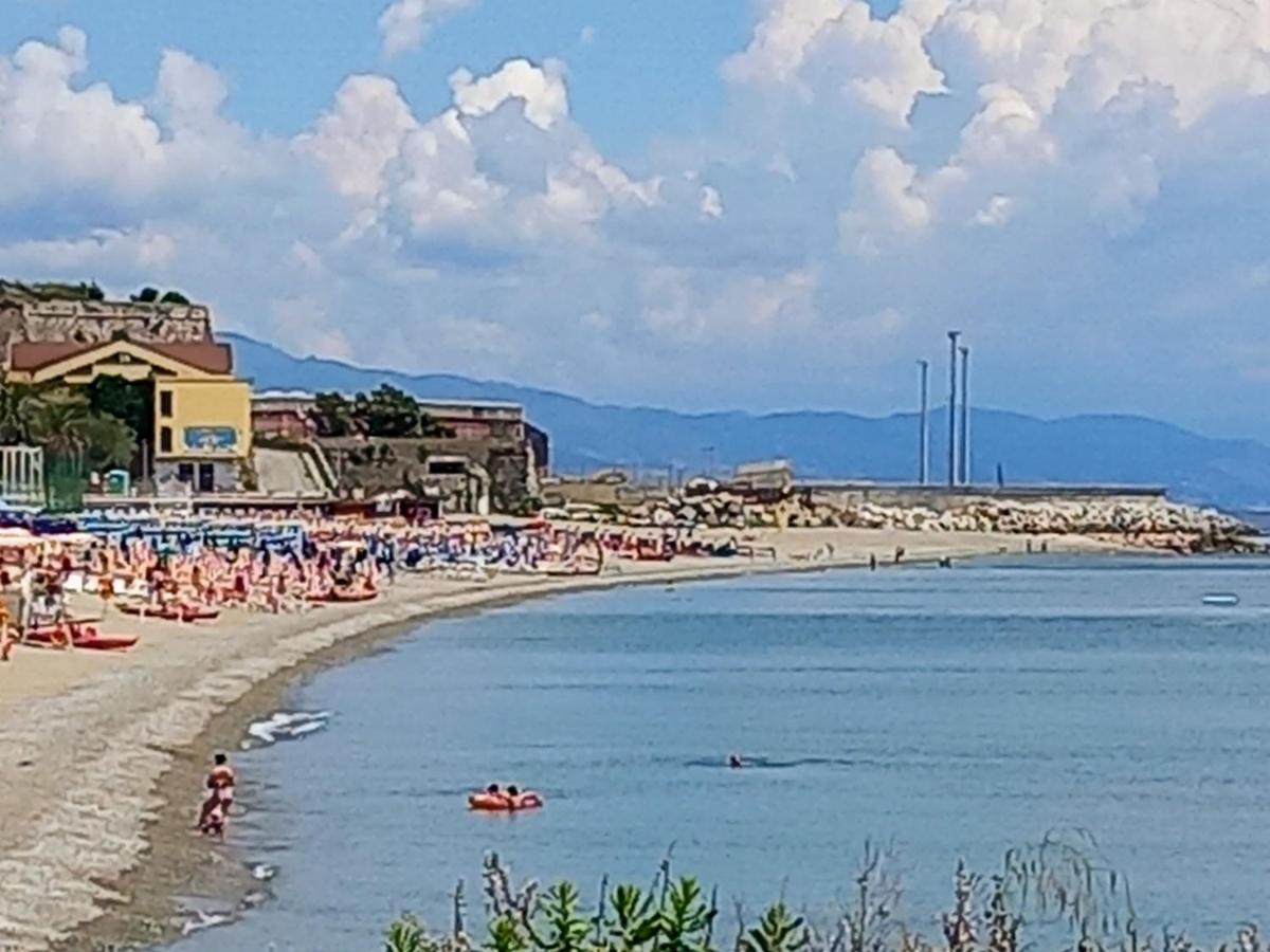 Apartamento Sweet Sea View Savona Exterior foto