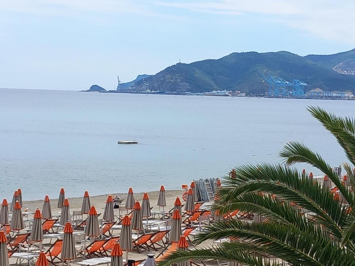 Apartamento Sweet Sea View Savona Exterior foto